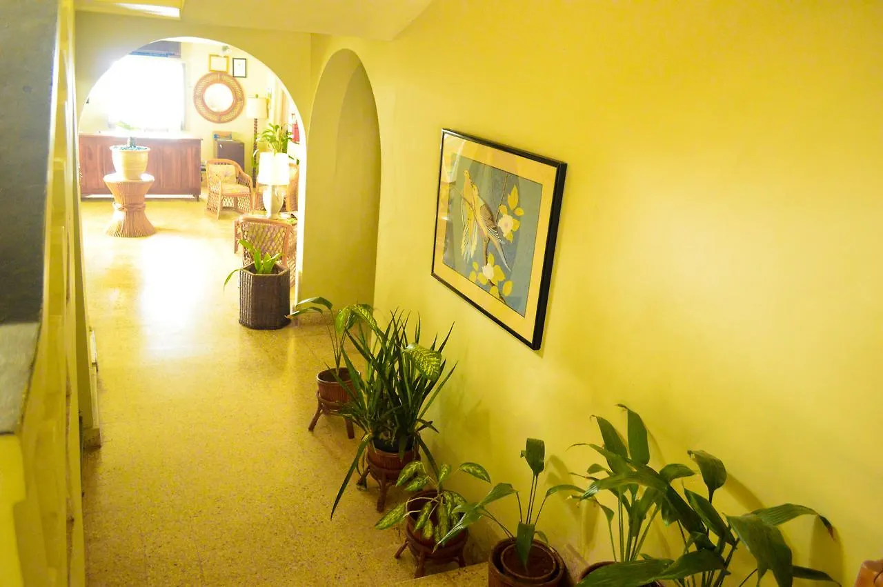 ** Hotel Sahara Dela Mer Inn Montego Bay Jamaica