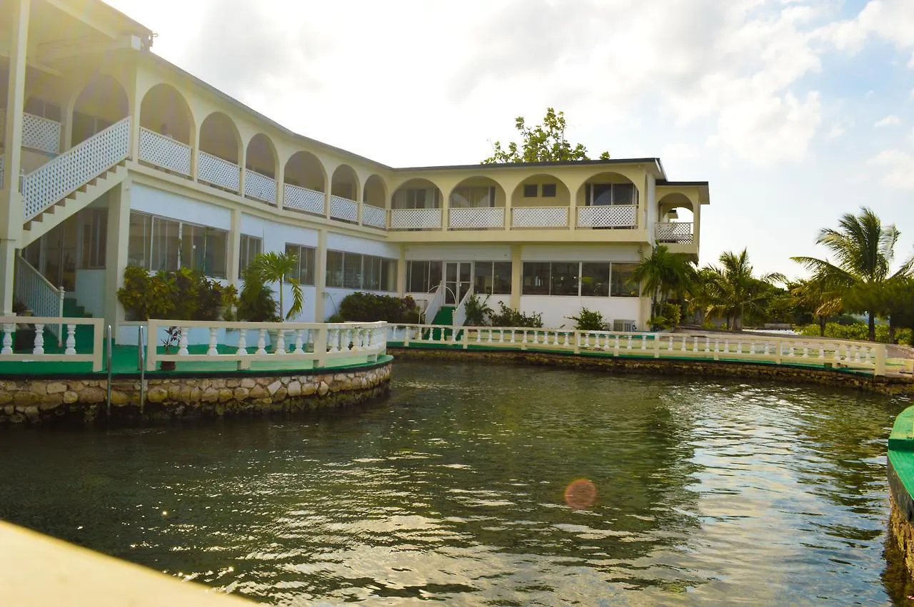 Sahara Dela Mer Inn Montego Bay Hotel